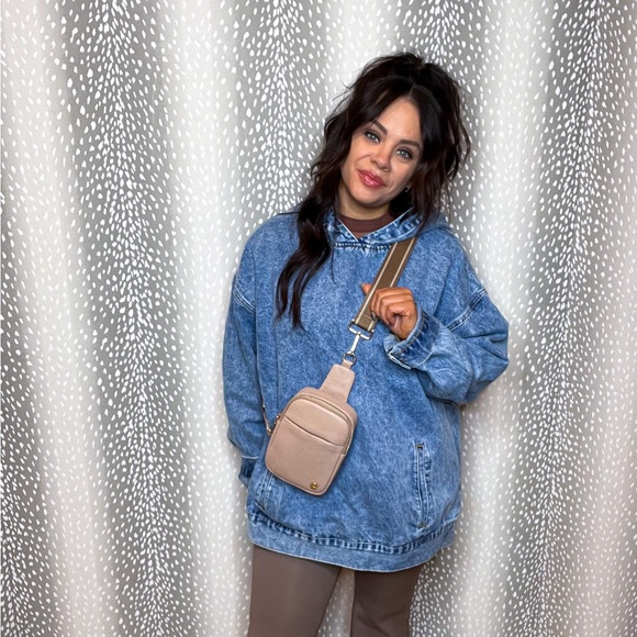 Meet your Posher, Whitney - Picture 1 of 1